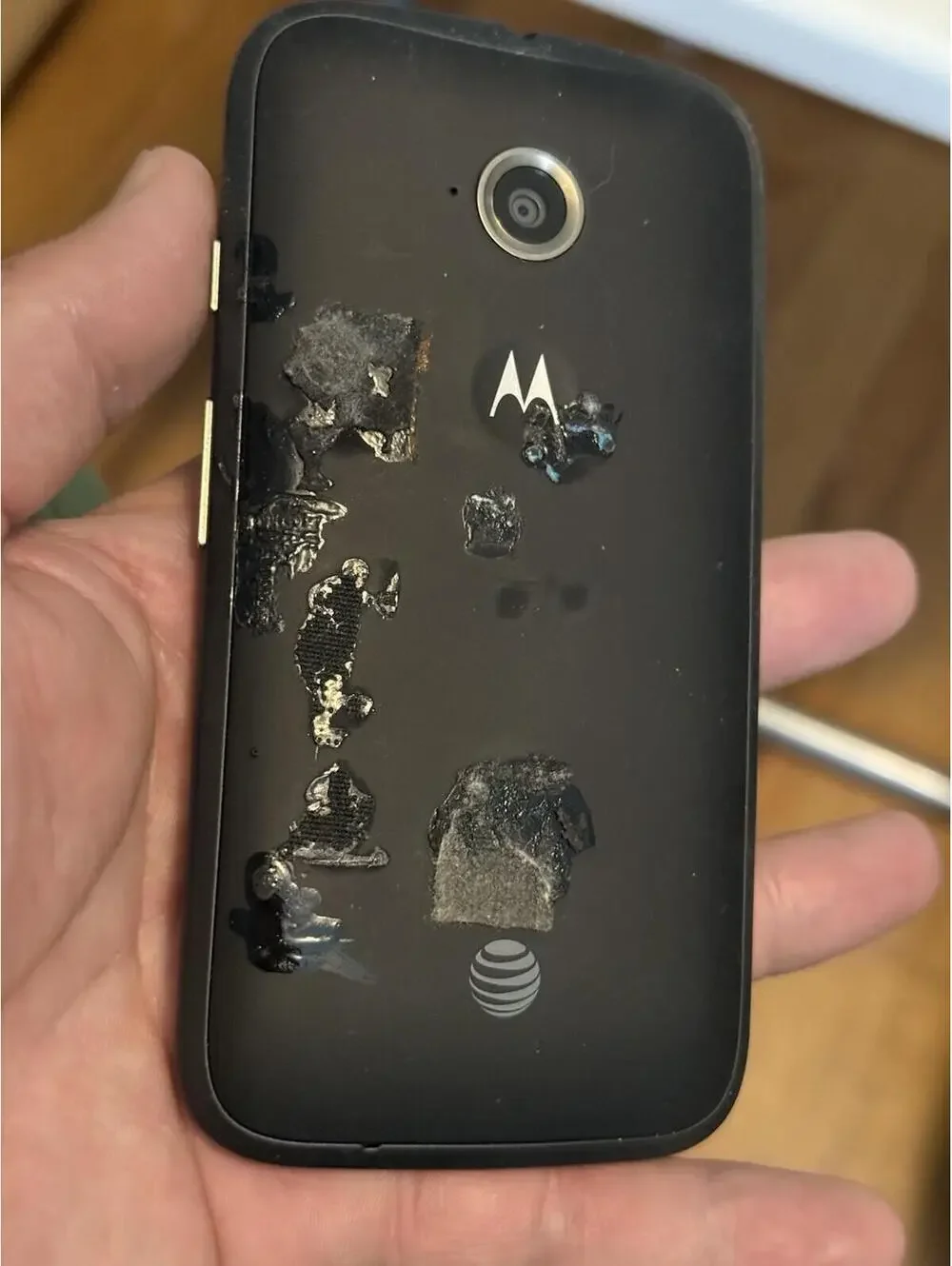 Motorola Moto E 2nd Gen XT1527 4G LTE The Back Is A Bit Mess Up, Bundle
